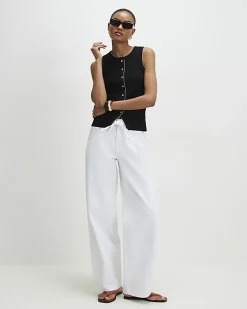 Black Sleeveless Scallop Trim Ribbed Top