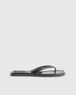 Brown Patent Tortoiseshell Toe Thong Sandals