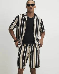 Brown Slim Fit Stripe Shorts