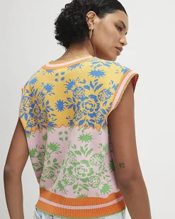 Pink Knitted Floral Waistcoat