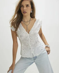 White 3D Floral Detail Short Sleeve Blouse
